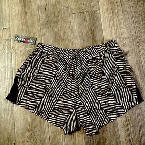 Eye Candy lightweight shorts